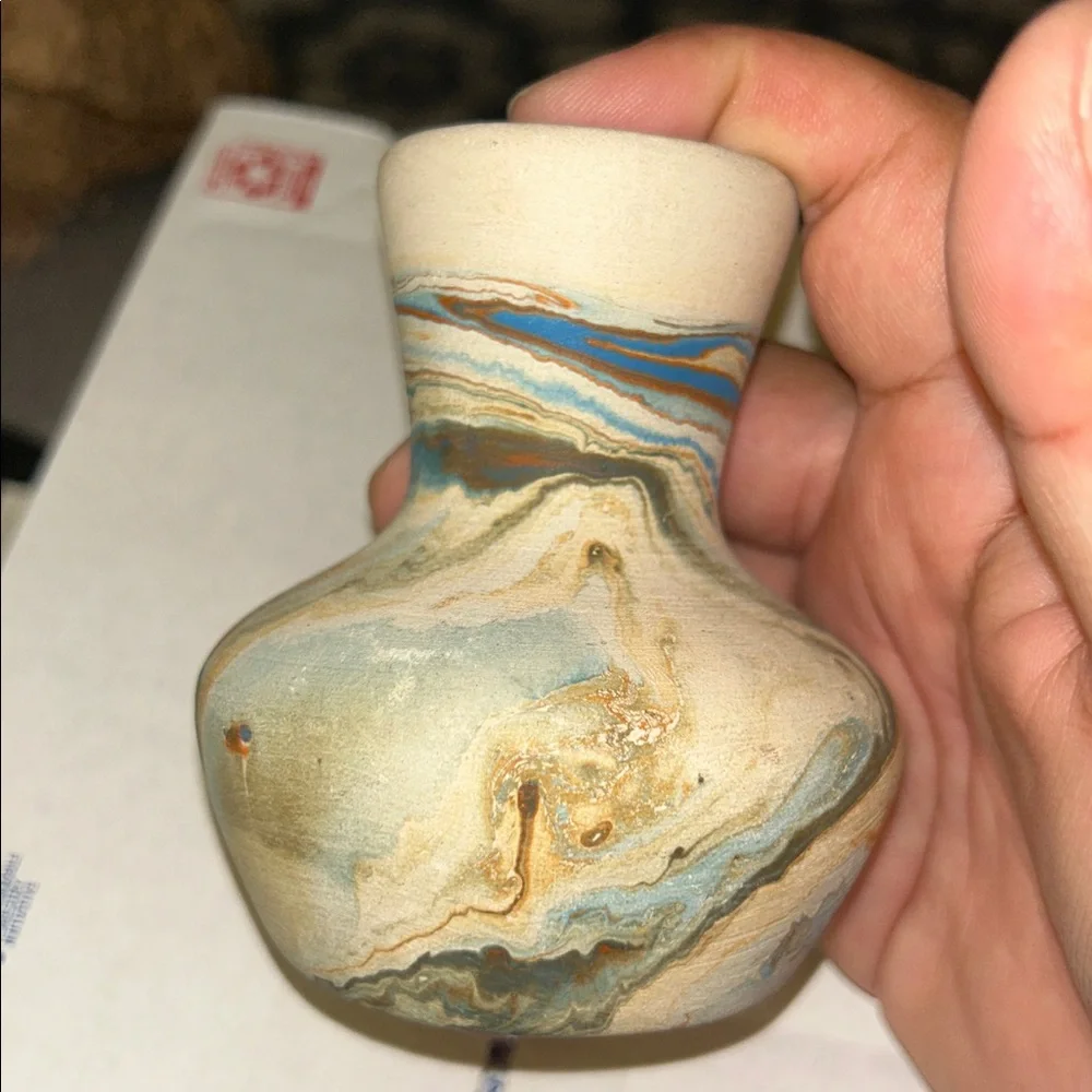Nemadji Pottery Swirl Pottery bud vase